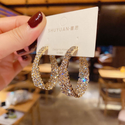 New style show face small high-end atmosphere decoration fashion women