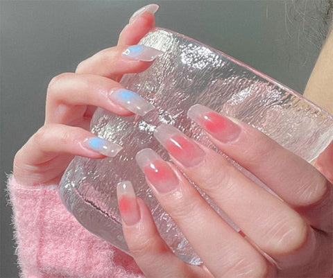 Middle length false nails with heart pattern Inpluser