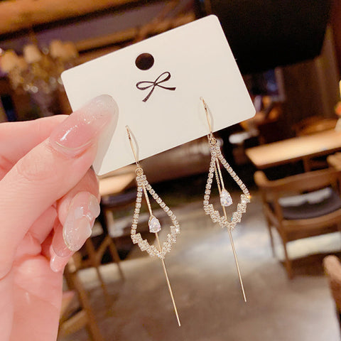 Korean pearl love tassel  long style earrings ladies