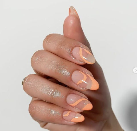 Middle length false nails with heart pattern Inpluser