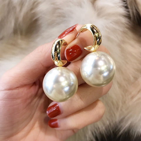New Simple Celebrity Style Gold Pearl Stud Earrings For Woman