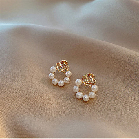 New Simple Celebrity Style Gold Pearl Stud Earrings For Woman