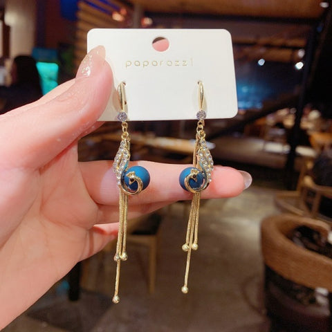 New style show face small high-end atmosphere decoration fashion women